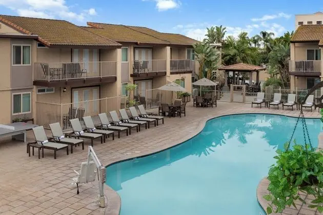Dolphins Cove Resort - Extra Holidays - Havuz