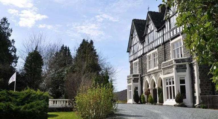 Dolserau Hall