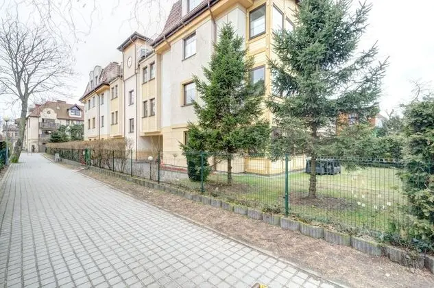 Dom & House - Apartment Chopina with Garden - Dış Mekan