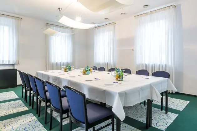 Dom Hotel Limburg - İş / Konferans