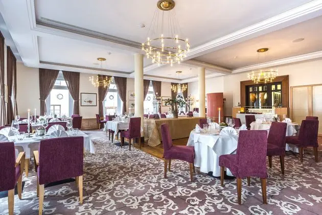 Dom Hotel Limburg - Yeme / İçme