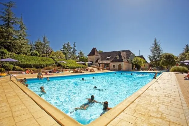 Domaine de la Paille Basse - Havuz