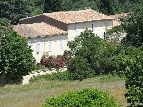 Domaine de la Petite Tour - Dış Mekan