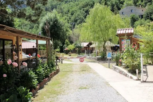 Domaine de L'Amitié - Dış Mekan