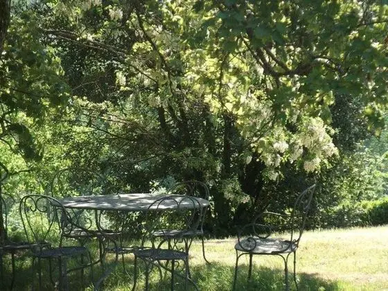 Domaine de l'Espelette - Yerinde Yemek