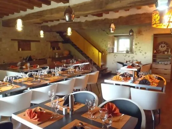 Domaine de Noyer - Yerinde Yemek