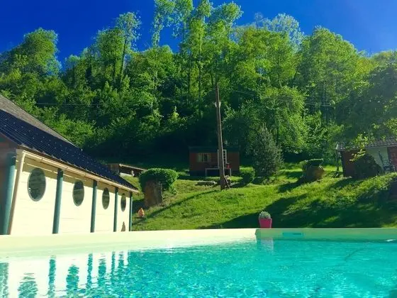 Domaine des Espinassières - Havuz