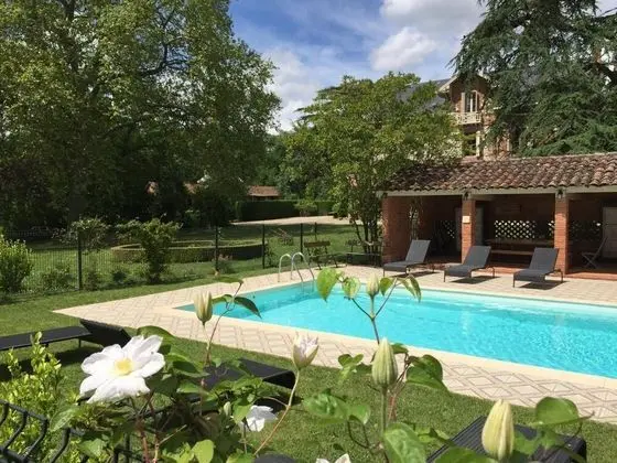 Domaine du Buc Les Gites de Prestige - Havuz