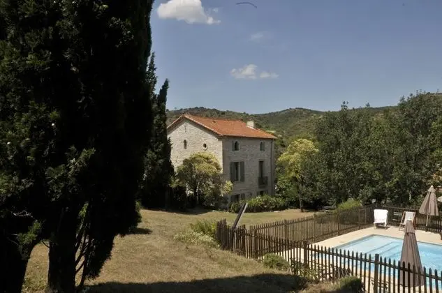 Domaine Grand Guilhem - Havuz