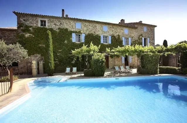 Domaine les Méjeonnes - Havuz