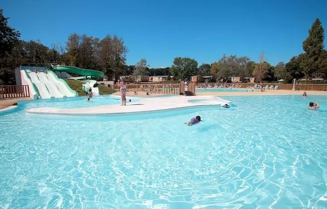 Domaine Résidentiel de Plein Air Odalys Le Vorlen