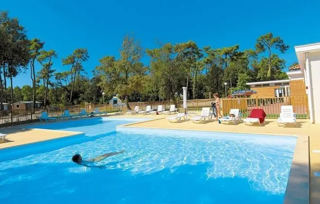 Domaine Résidentiel de Plein Air Odalys Monplaisir