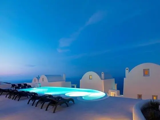 Domes Resort Santorini