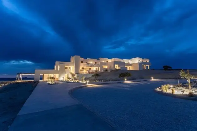 Domes White Coast Milos, Small Luxury Hotels of the World – Adults Only