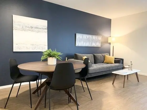 Domicile Suites at Venn on Main - Öne Çıkan Resim