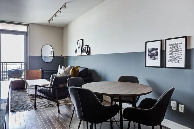 Domio Downtown Comfortable 2BR 10 Min To George B. Convention Center - Oda Düzeni