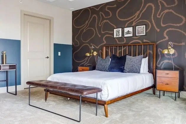 Domio Downtown Elegant 2BR Indoor Movie Theatre - Oda