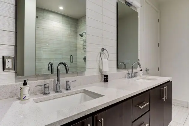 Domio Museum District Stunning 2BR 5 Min to Houston Zoo - Banyo Tipleri