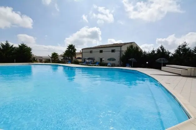 Domus Aurea Resort - Havuz