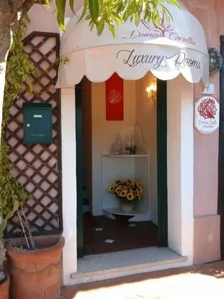 Domus Corallia Luxury Rooms - Dış Mekan