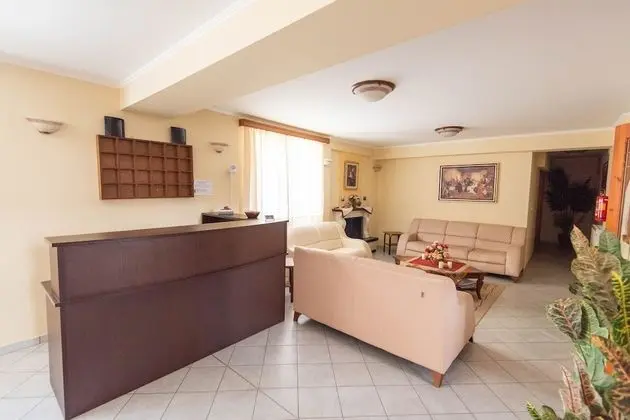 Domus Inn - Lobi