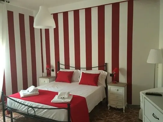 Domus Mea- Adults Only - Öne Çıkan Resim