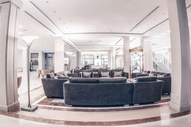 Don Plaza Congress Hotel - Lobi