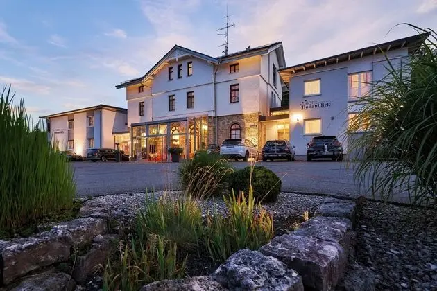Hotel Donaublick - 1