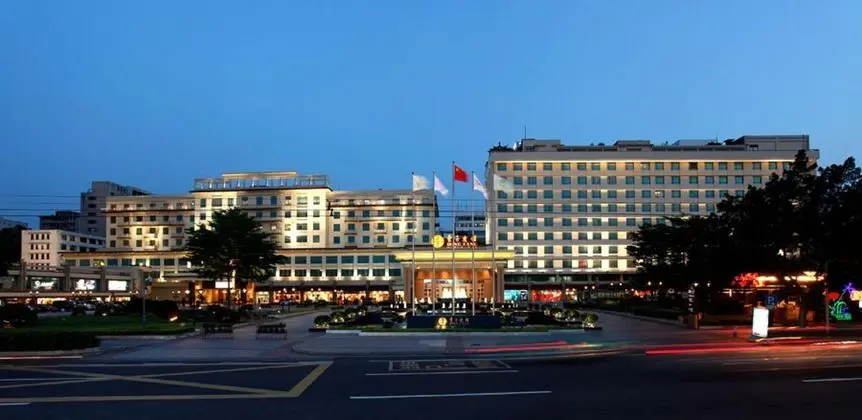 Dong Fang Guangzhou