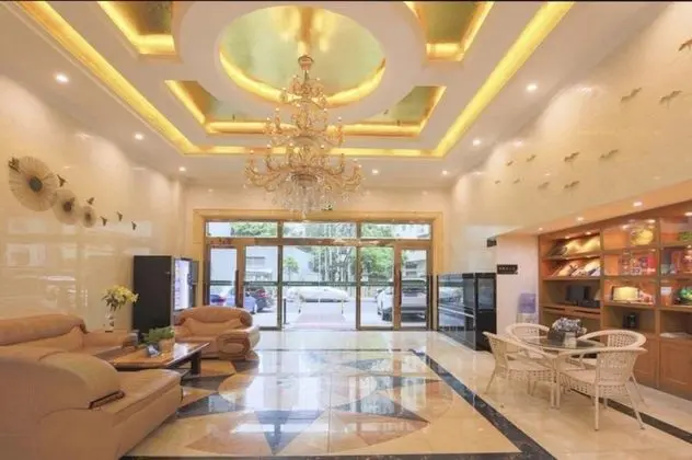 Dongming Hotel Shenzhen Pingzhou Branch