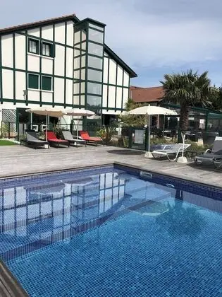 Hotel Donibane - Havuz