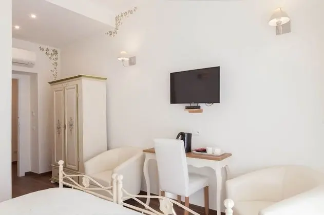 Donna Margherita Rome Suite & Rooms - Oda