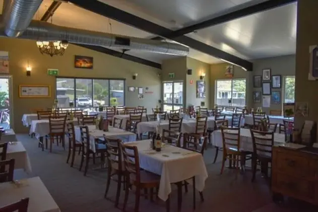 Dooleys Springsure Tavern and Motel - Lobi