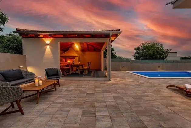 Villa Dora 6 1 Child Private Pool Barbecue Playground for Children Near Zadar www Zadarvillas com - Oda