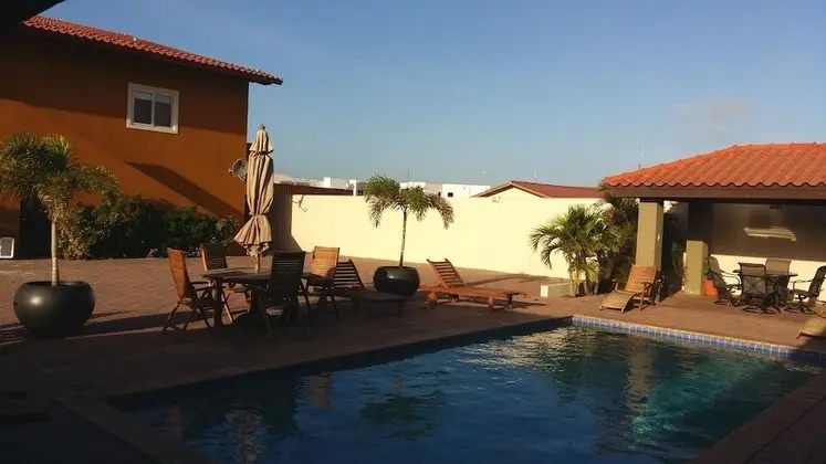 Dorado Eagle Beach Hotel
