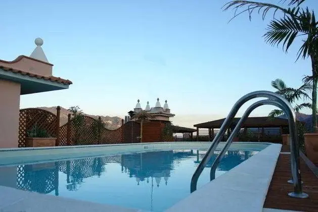 D'Orange D'Alcantara