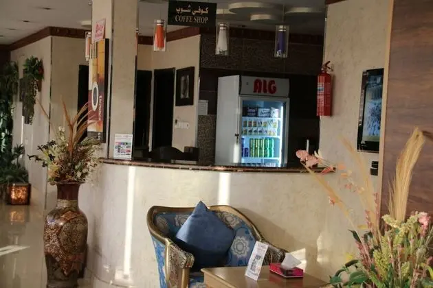 Dorar Darea Hotel Apartments - Al Mughrizat - Yerinde Yemek
