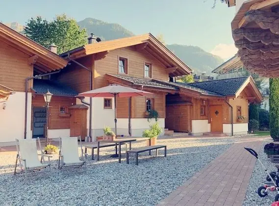 Dorfchalets Kaprun