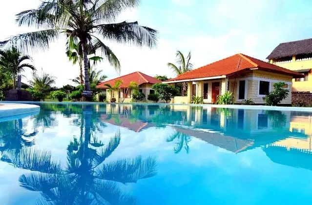 Doric Cottages Diani