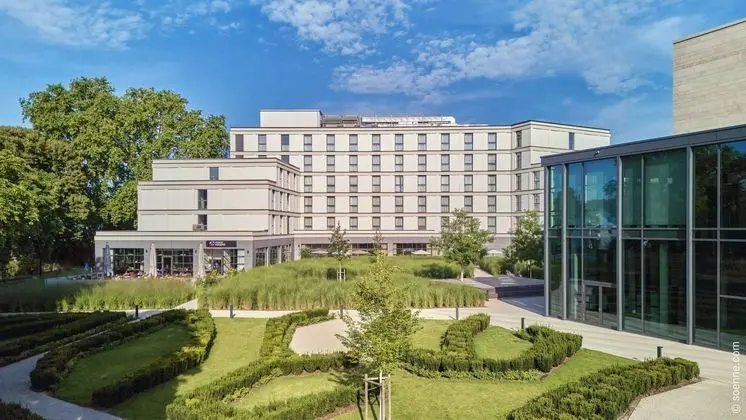 Dorint Parkhotel Frankfurt - Bad Vilbel - Dış Mekan