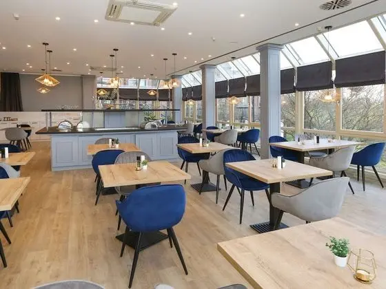 DORMERO Hotel Meerbusch - Kahvaltı