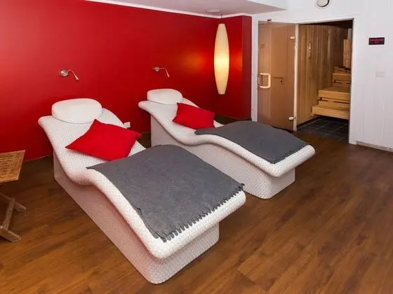 DORMERO Hotel Zürich Airport - Spa