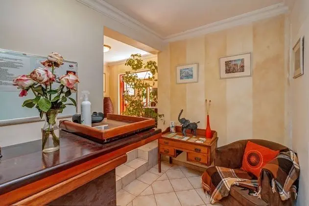 The Dorr Guesthouse