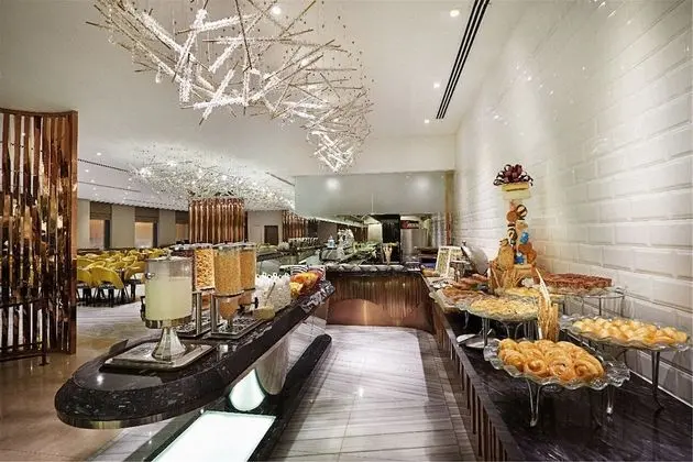 Dorsett Residences Bukit Bintang at Dorsett Kuala Lumpur - Yerinde Yemek