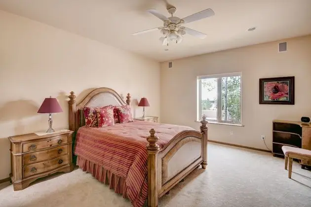 Dorthia Garden Retreat & Views - Oda
