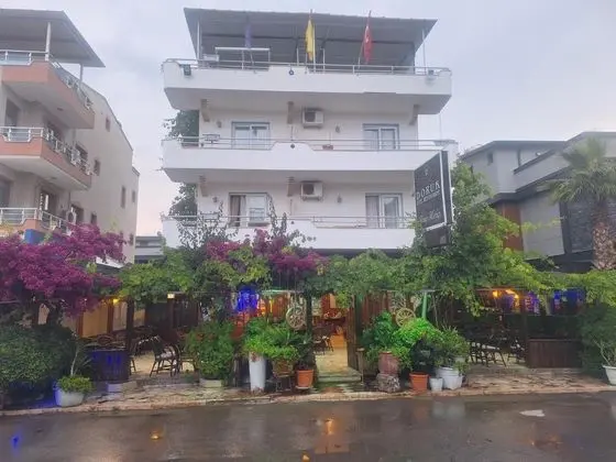Doruk Otel Gümüldür