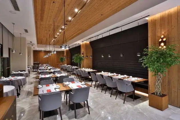 Dosso Dossi Hotels & Spa Downtown