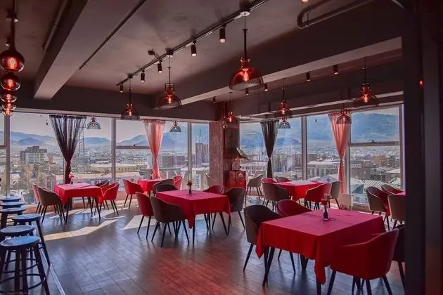 Dostyk Hotel - 1