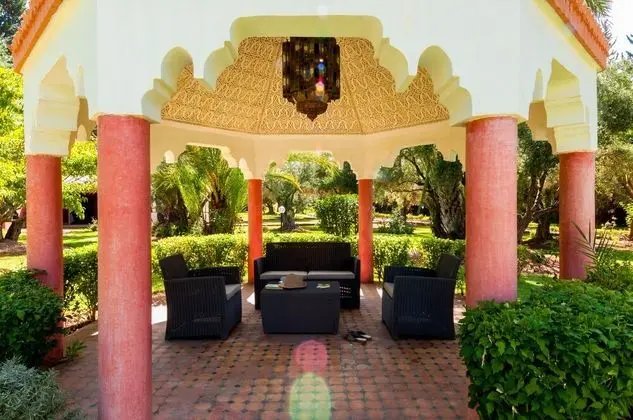 Double Bedroom in a Charming Villa in the Marrakech Palmeraie - Dış Mekan