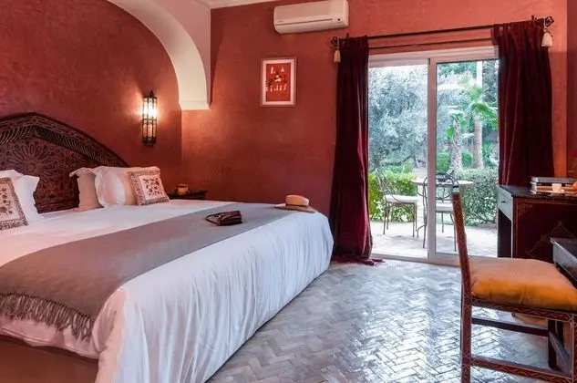 Double Bedroom in a Charming Villa in the Marrakech Palmeraie - Oda